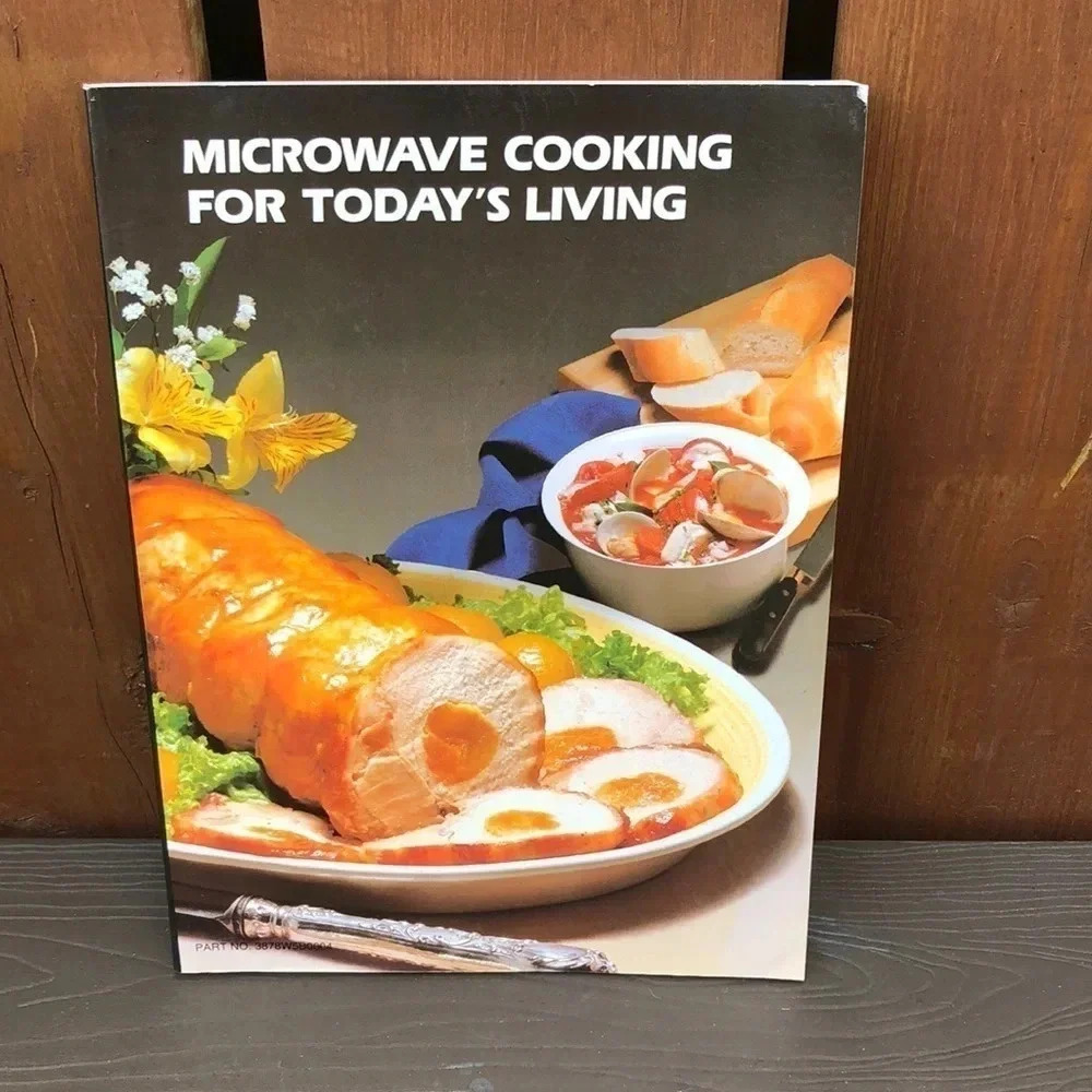 Bilingual Microwave Cooking Book
